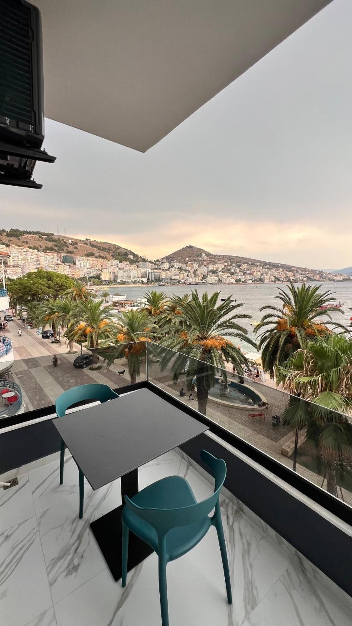 Lezet Hotel Saranda Zewnętrze zdjęcie