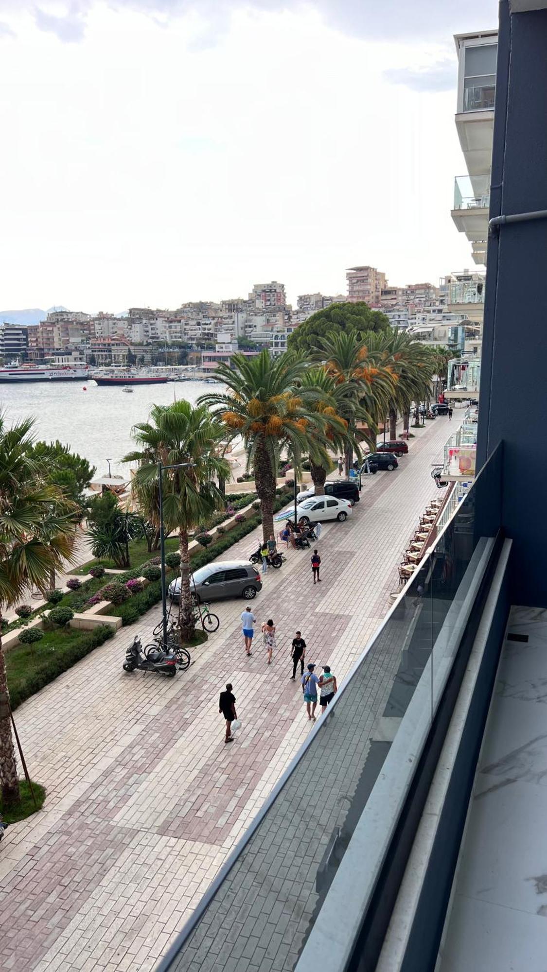 Lezet Hotel Saranda Zewnętrze zdjęcie
